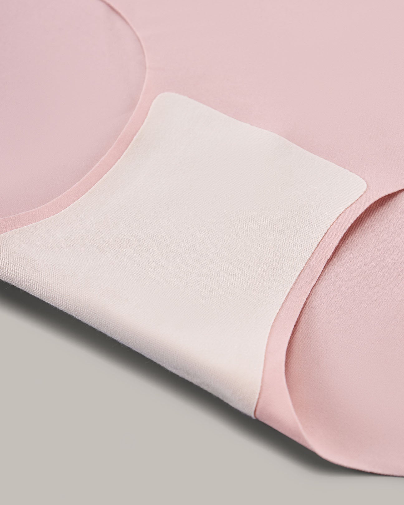 Invisible High-Rise Active Underpants