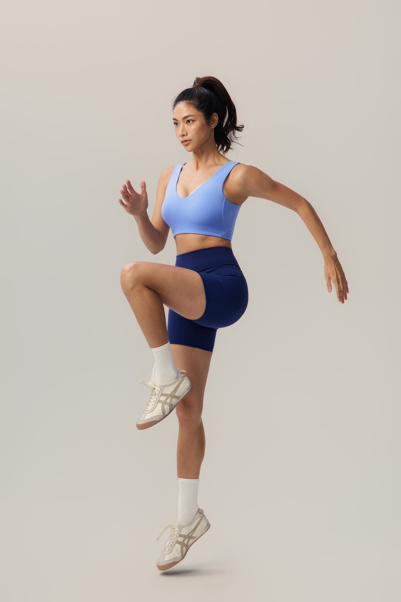 Rise & Shine V-Neck Sports Bra - Foggy Glacier product image 6