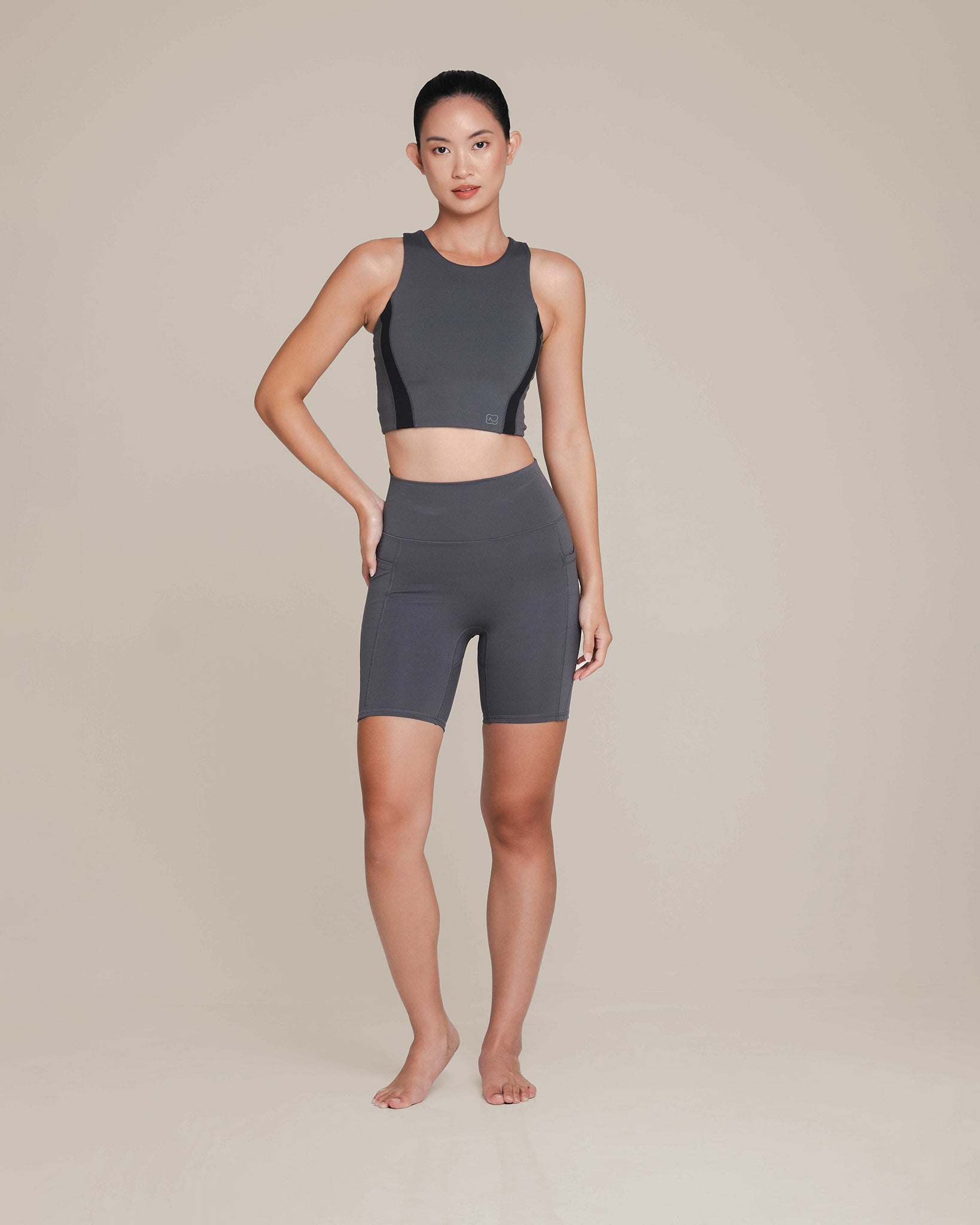 Secret Pocket 6-Inch Short